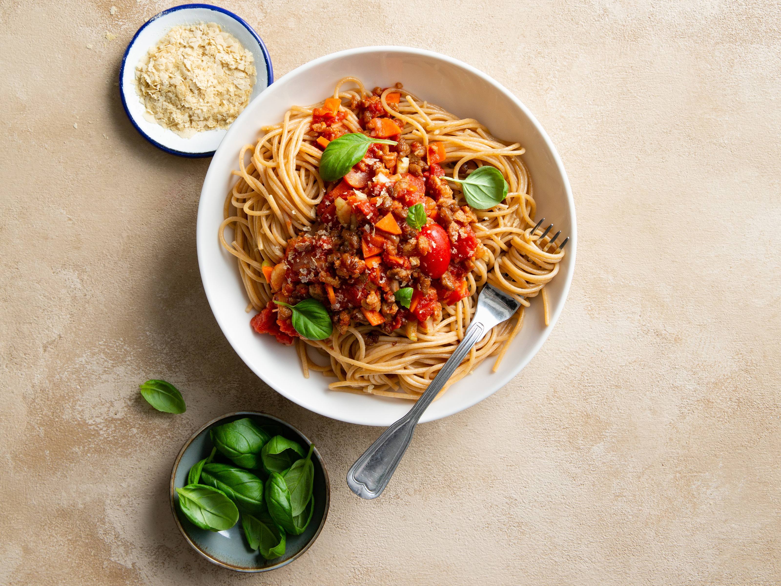 Spaghetti Bolognese mit veganem Hick-Hack-Hurra